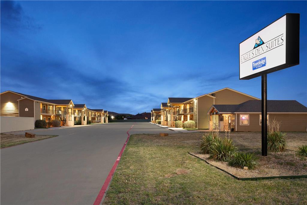 Eagle'S Den Suites Andrews A Travelodge By Wyndham 외부 사진